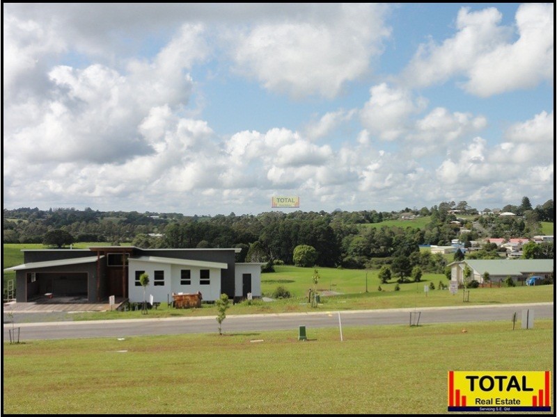 11 Cloudwalk Drive, Maleny QLD 4552