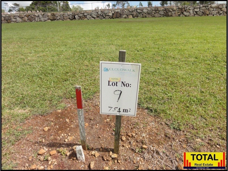 17 Cloudwalk Drive, Maleny QLD 4552