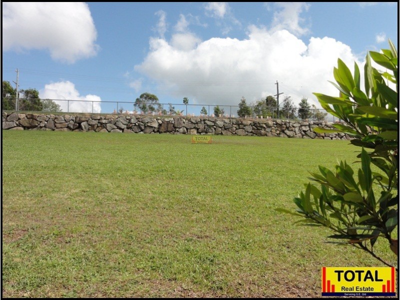 17 Cloudwalk Drive, Maleny QLD 4552