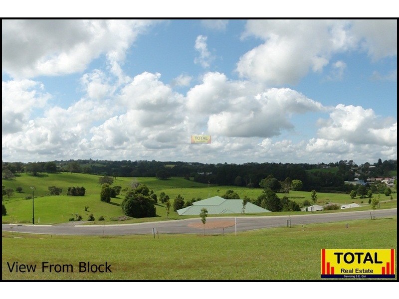 17 Cloudwalk Drive, Maleny QLD 4552