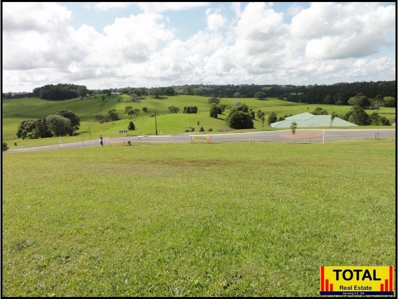 17 Cloudwalk Drive, Maleny QLD 4552