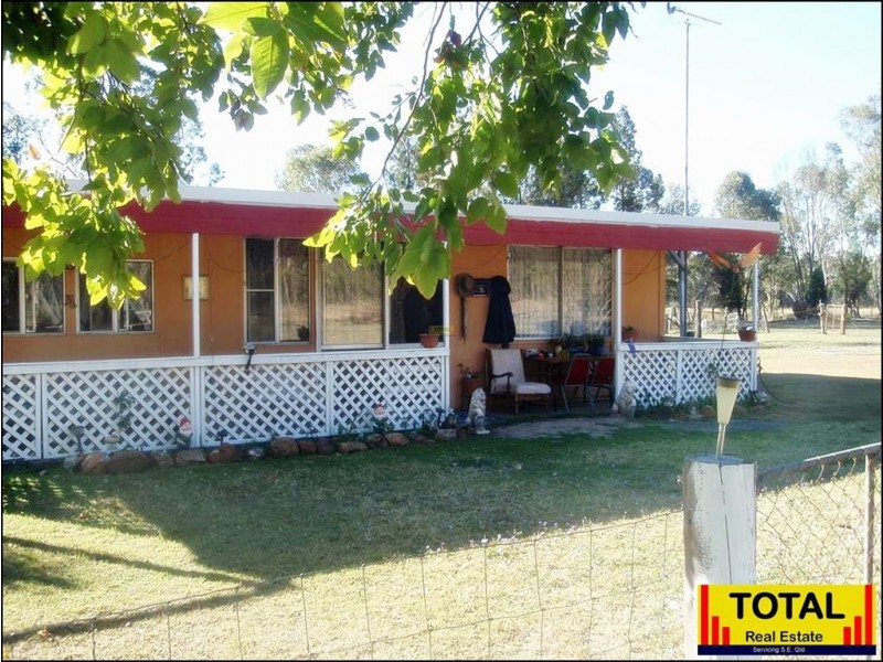 12 Paddys Creek Road, Millmerran QLD 4357