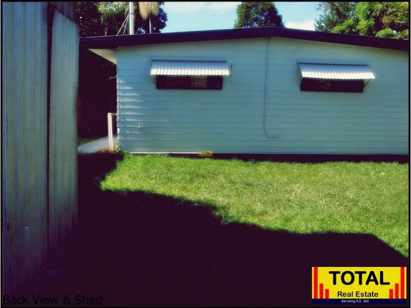 1224 Anzac Avenue, Kallangur QLD 4503