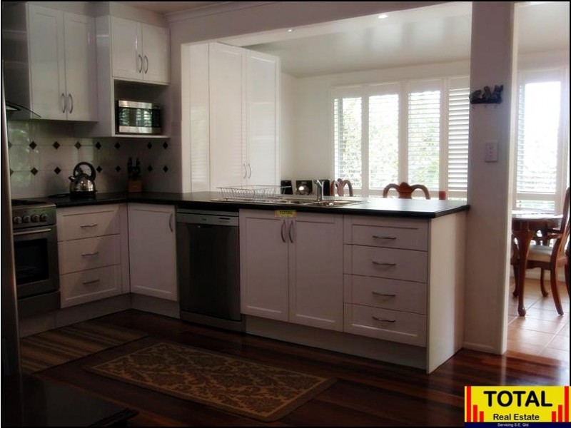 7 Janmarie Court, Kallangur QLD 4503