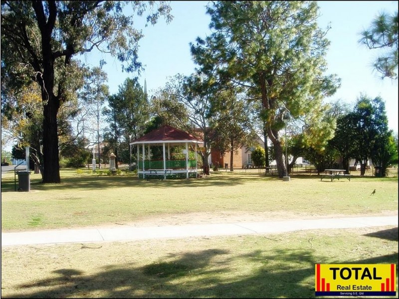 3-5, 7-9 Campbell Street, Millmerran QLD 4357