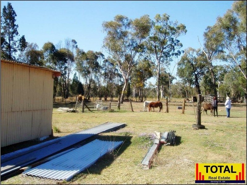 12 Paddys Creek Road, Millmerran QLD 4357