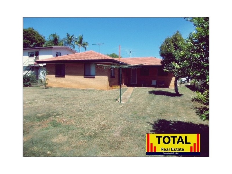 32 Ladybird Street, Kallangur QLD 4503