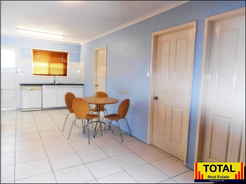 1263 Anzac Ave, Kallangur QLD 4503