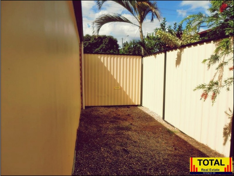 1218 Anzac Ave, Kallangur QLD 4503