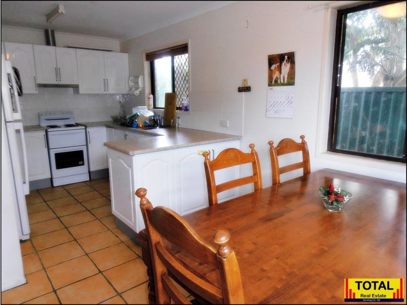 1218 Anzac Ave, Kallangur QLD 4503