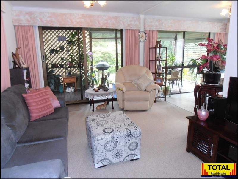 Forest Glen QLD 4556