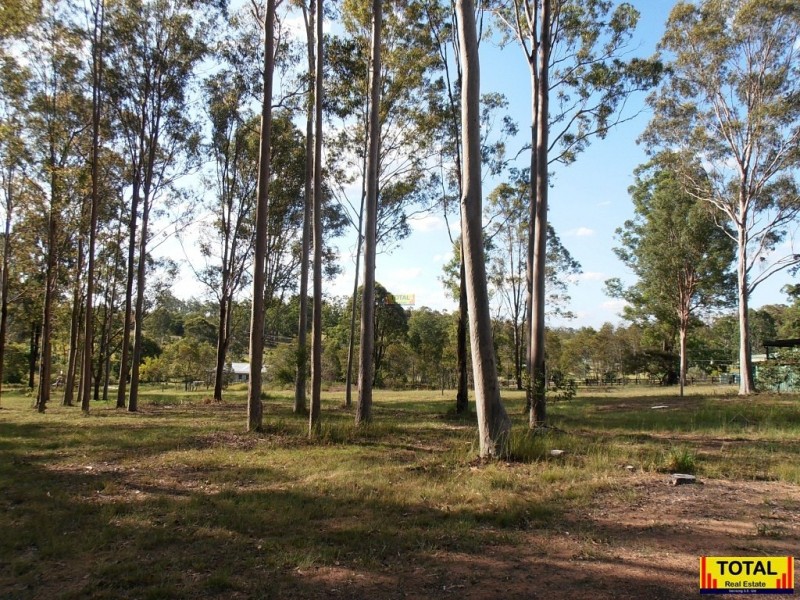 185 Andrew Road, Glenwood QLD 4570