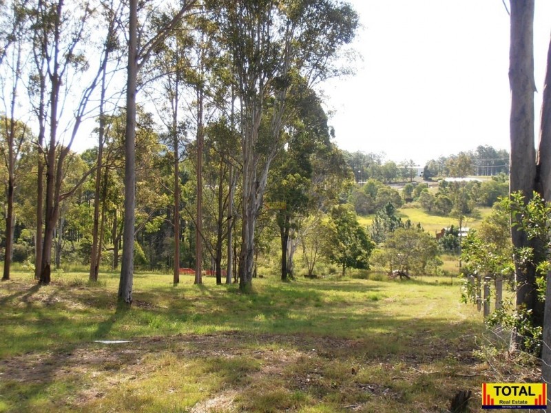 185 Andrew Road, Glenwood QLD 4570