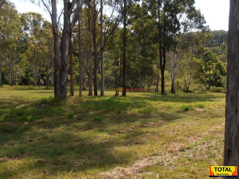 185 Andrew Road, Glenwood QLD 4570