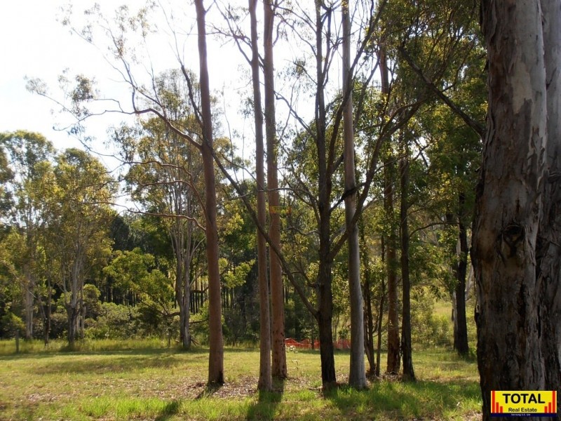 185 Andrew Road, Glenwood QLD 4570