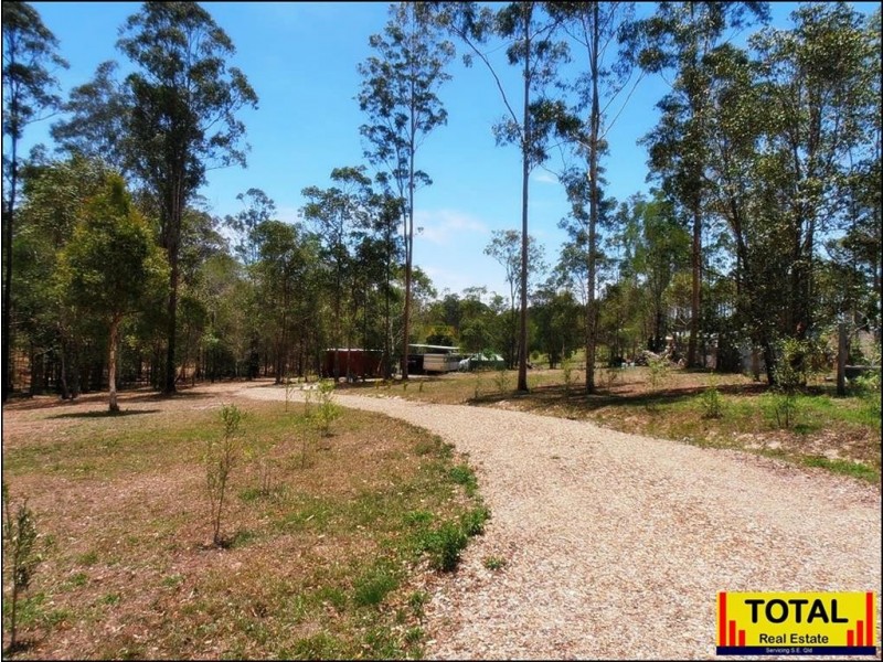 Glenwood QLD 4570