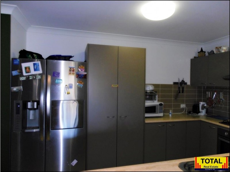 10 Violet Street, Kallangur QLD 4503