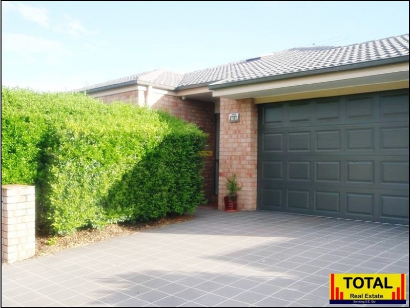 10 Violet Street, Kallangur QLD 4503
