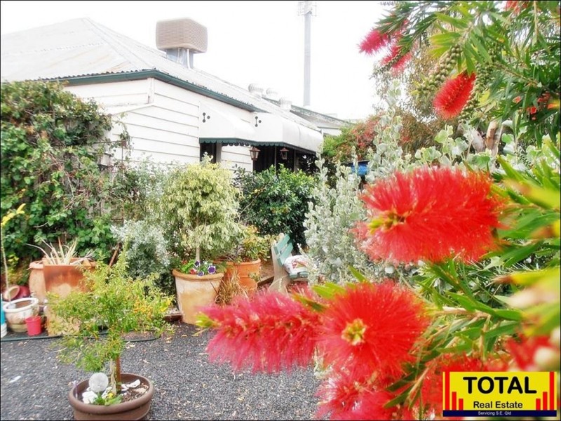 15 Sara Street, Meandarra QLD 4422