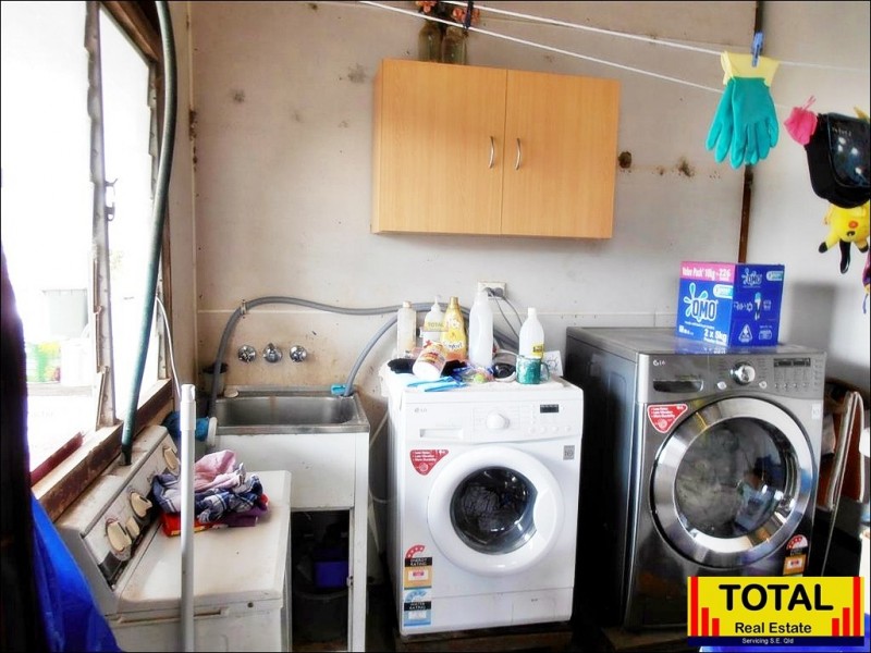 15 Sara Street, Meandarra QLD 4422