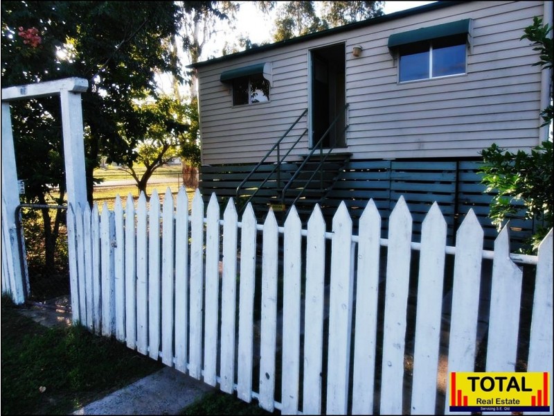7 Commens street, Millmerran QLD 4357