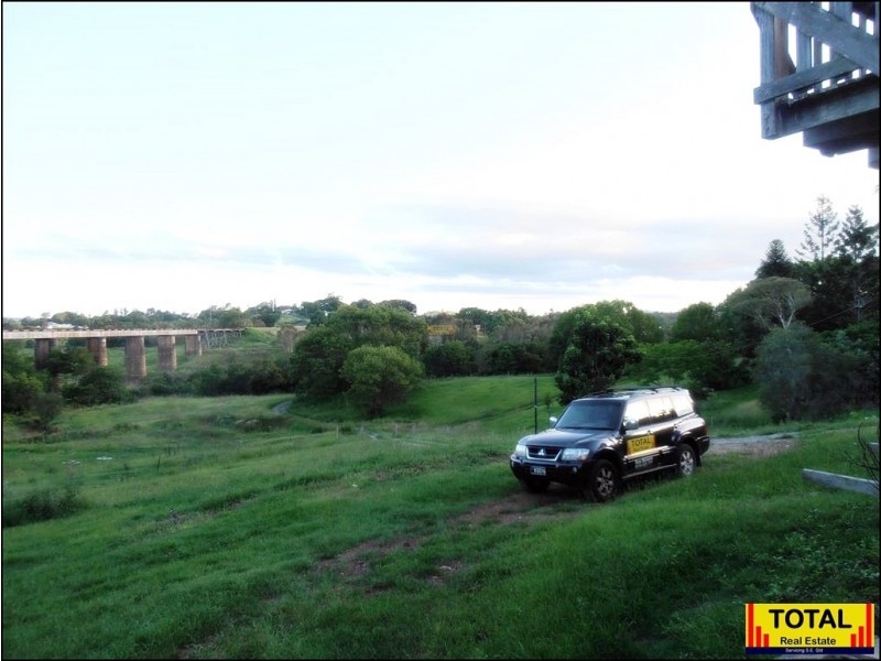 8 Lime Street, Gympie QLD 4570