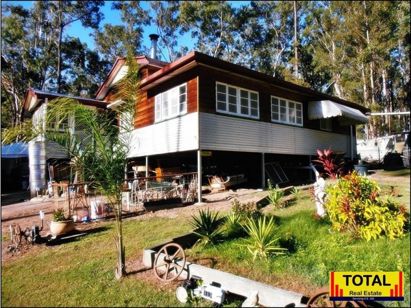 Glenwood QLD 4570