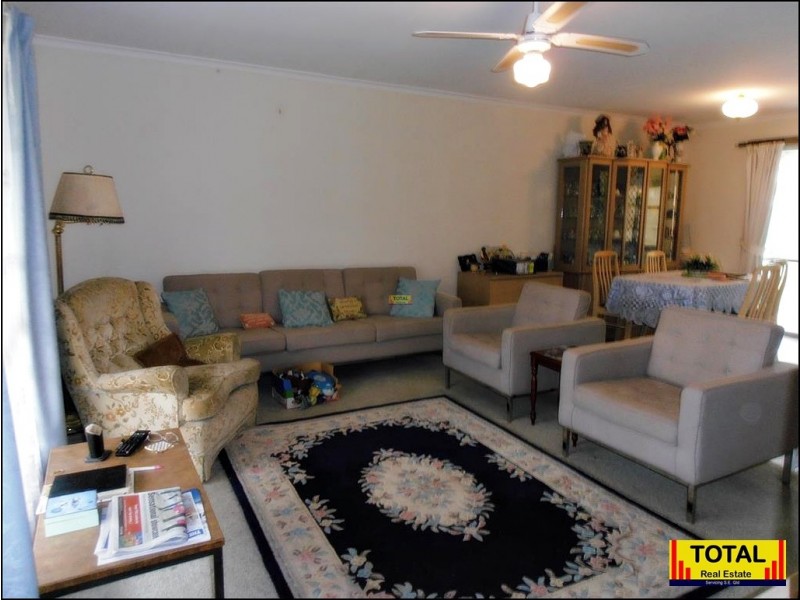 4 Gilbert Street, Caboolture QLD 4510