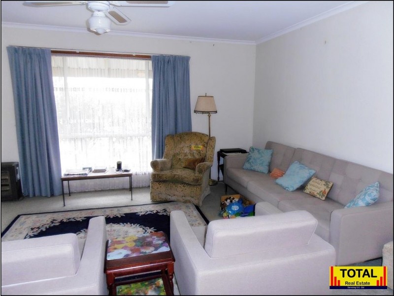 4 Gilbert Street, Caboolture QLD 4510
