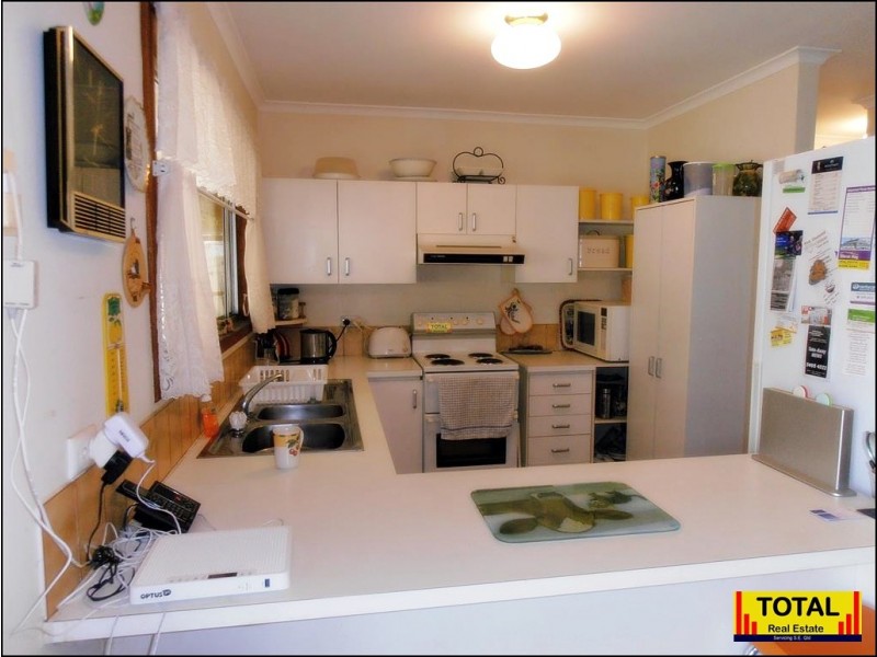 4 Gilbert Street, Caboolture QLD 4510