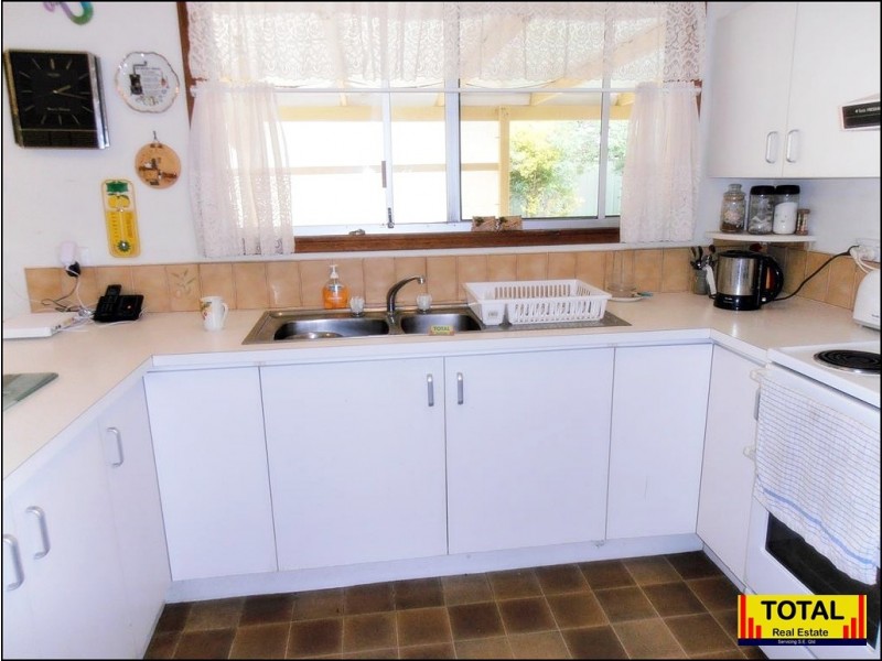 4 Gilbert Street, Caboolture QLD 4510