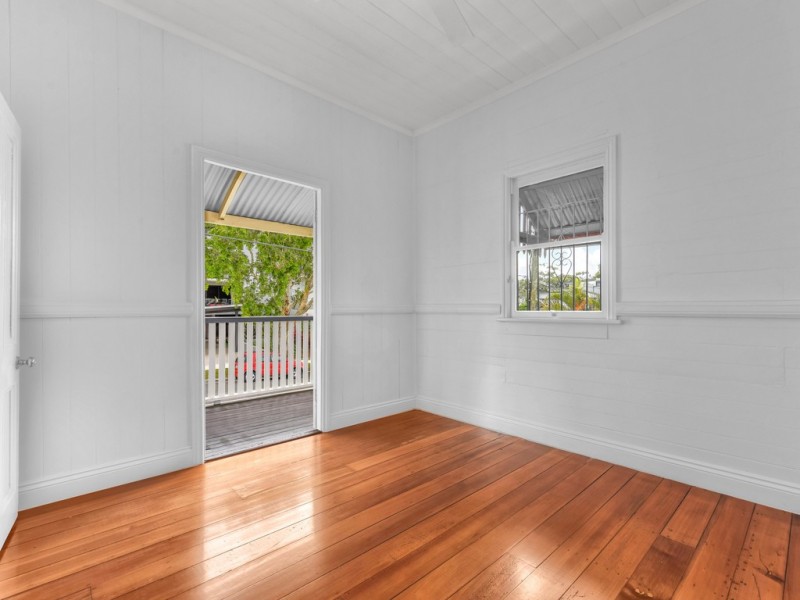 45 Grantson Street, Windsor QLD 4030