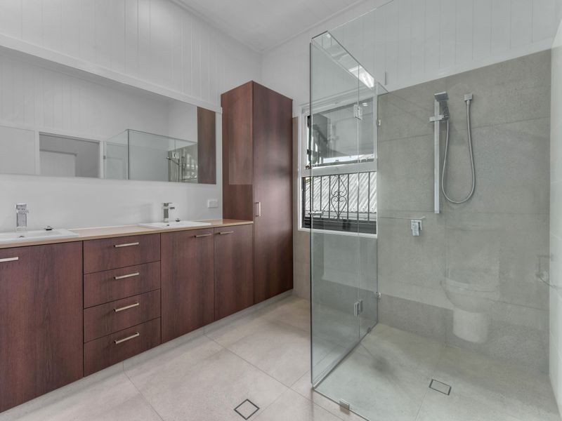 45 Grantson Street, Windsor QLD 4030