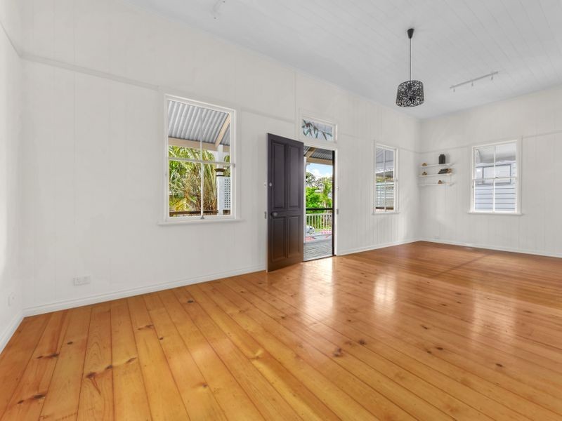 49 Grantson Street, Windsor QLD 4030