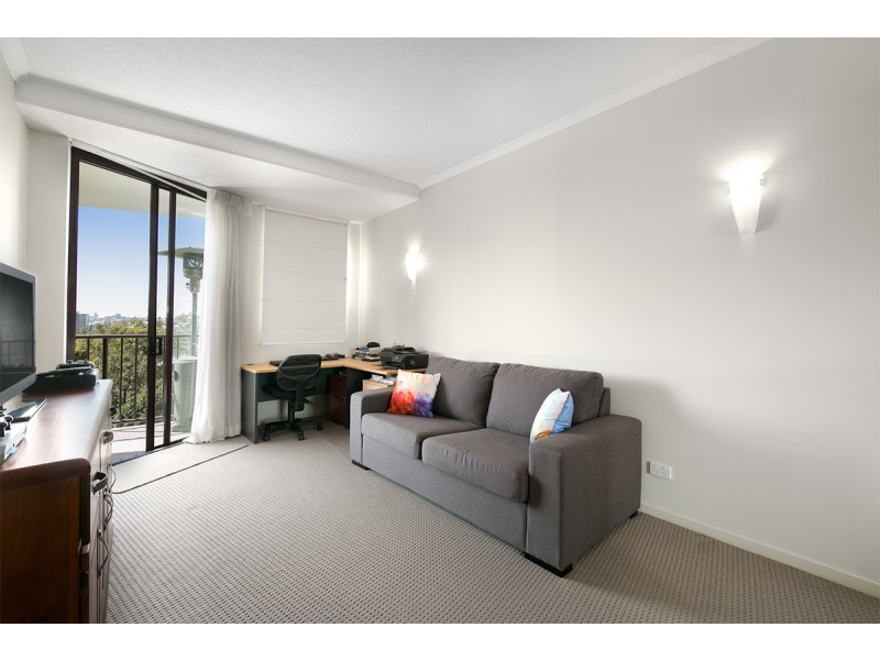 154/8 Land St, Toowong QLD 4066
