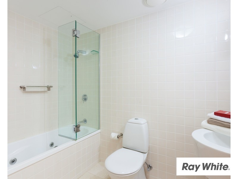 296/18 Tank Street, Brisbane City QLD 4000