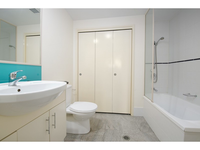 106/8 Land Street, Toowong QLD 4066