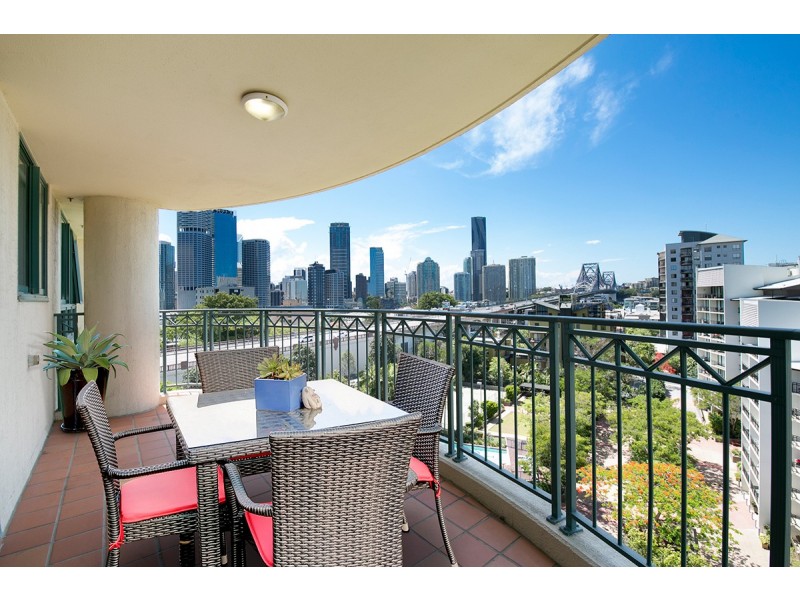 37/1 Goodwin Street, Kangaroo Point QLD 4169