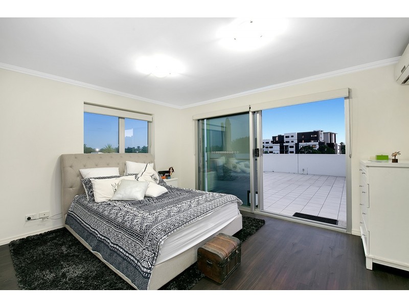 28/24 Allwood Street, Indooroopilly QLD 4068