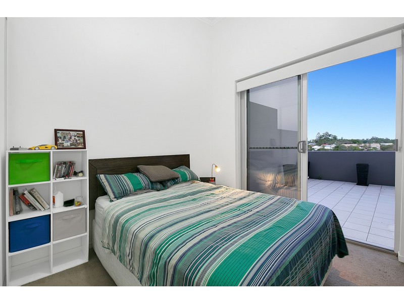 28/24 Allwood Street, Indooroopilly QLD 4068