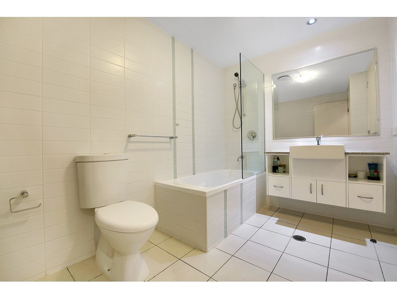 28/24 Allwood Street, Indooroopilly QLD 4068