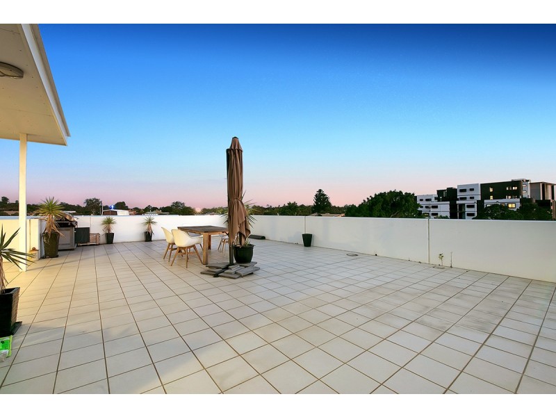 28/24 Allwood Street, Indooroopilly QLD 4068