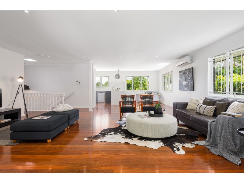 79 Marshall Lane, Kenmore QLD 4069