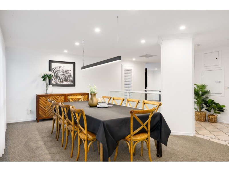 7 Satinwood Court, Bardon QLD 4065