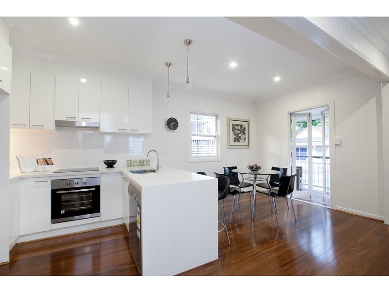 25 Elliott Street, Kangaroo Point QLD 4169