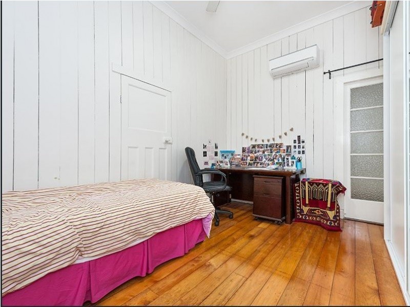 35 Salstone Street, Kangaroo Point QLD 4169