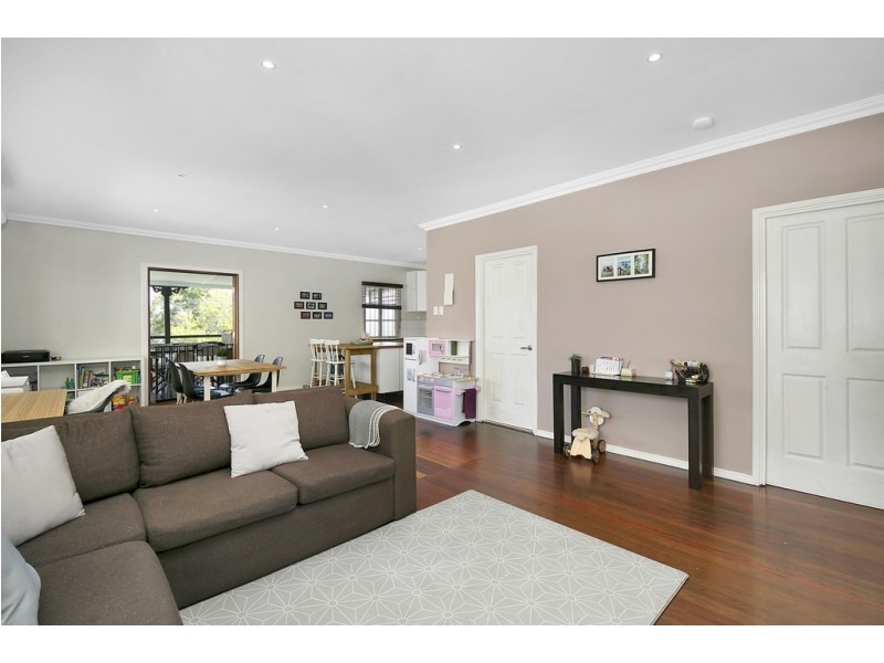 122 Ashby Street, Fairfield QLD 4103