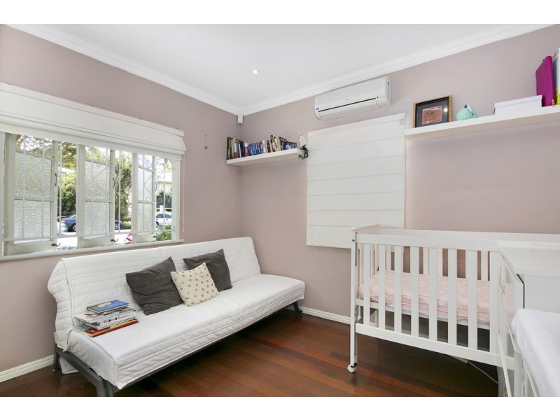 122 Ashby Street, Fairfield QLD 4103