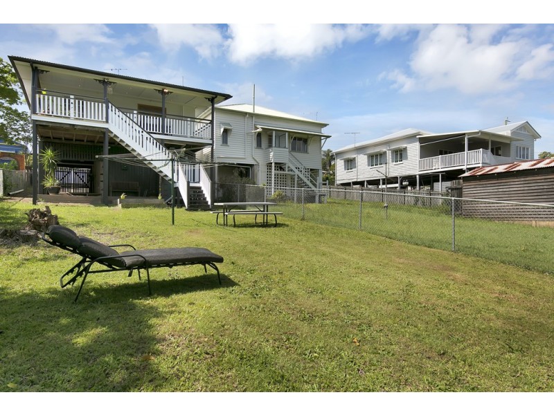 122 Ashby Street, Fairfield QLD 4103