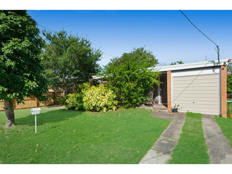 147 Milsom Street, Norman Park QLD 4170